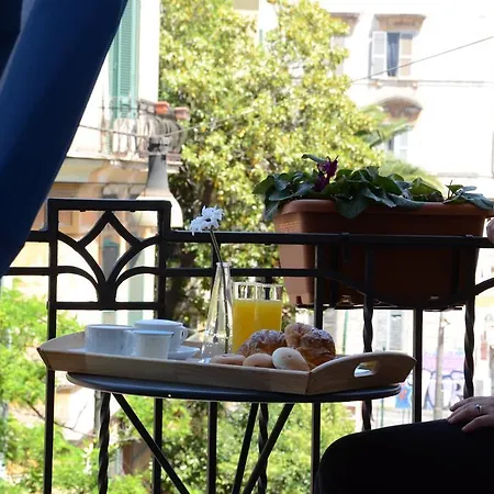 Adelina Guesthouse Roma Esterno foto