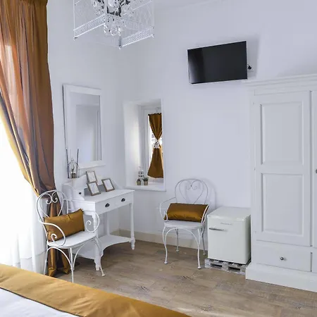 Adelina Guesthouse Roma Esterno foto